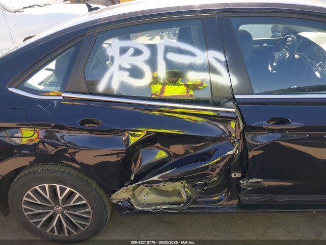 3VWC57BU5MM021045 Volkswagen tsi