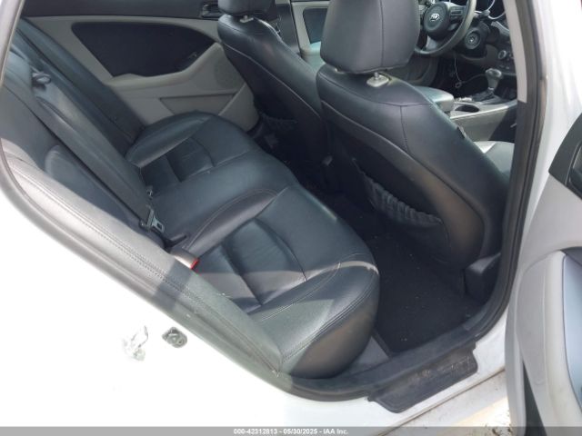 5XXGM4A76FG399865 KIA Optima Lx