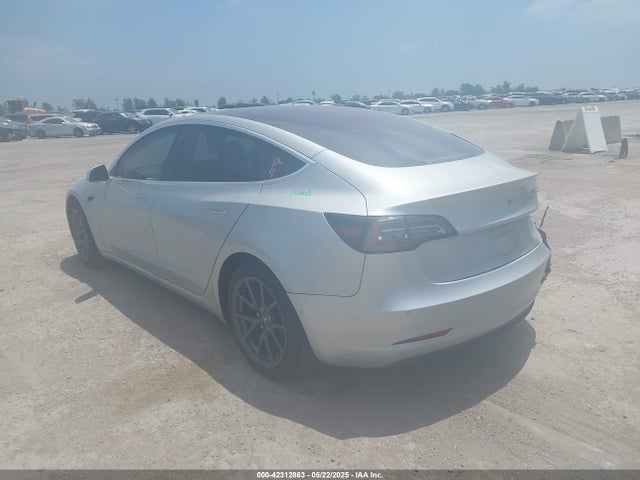 Tesla 2018 2018 5YJ3E1EA4JF016629 Image 3