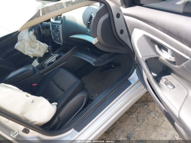 1N4AL3AP8HC257299 Nissan Altima 2.5 Sr