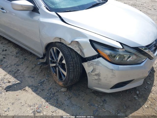 1N4AL3AP8HC257299 Nissan Altima 2.5 Sr