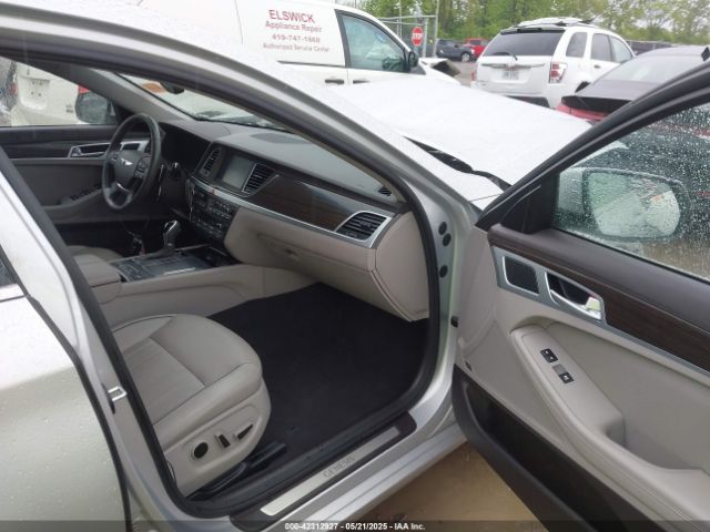 2015 HYUNDAI GENESIS KMHGN4JE2FU101085 Photo 4