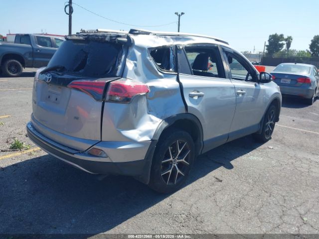 JTMNFREV1JJ195728 Toyota RAV4 SE