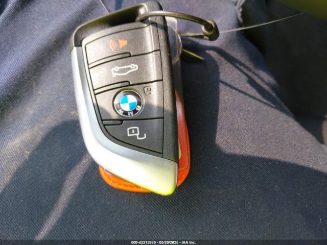 3MW69CW01S8F09514 BMW 3 Series 330i
