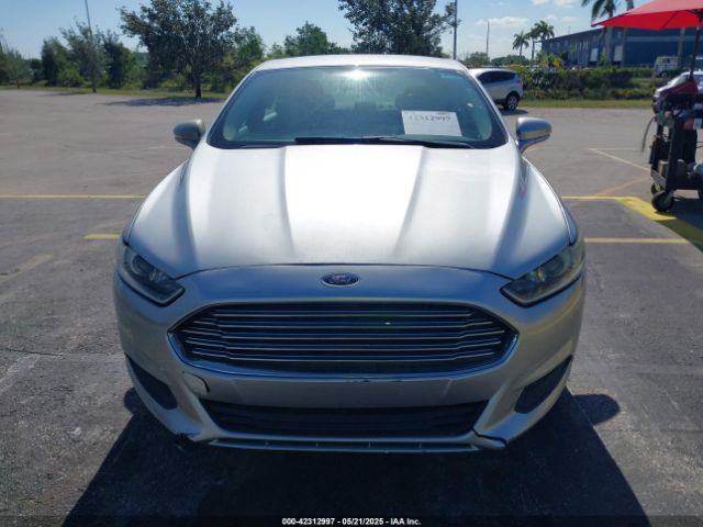 3FA6P0H75GR343989 Ford FUSION SE