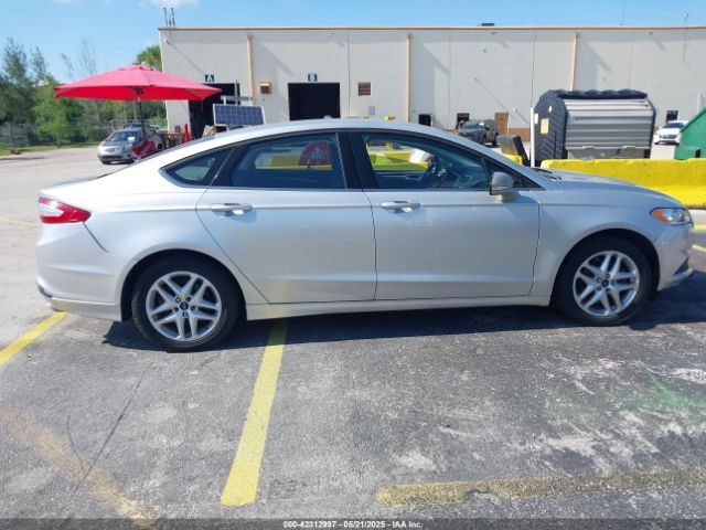 3FA6P0H75GR343989 Ford FUSION SE
