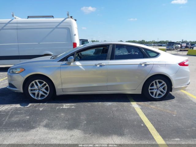 3FA6P0H75GR343989 Ford FUSION SE
