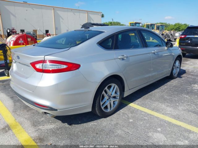 3FA6P0H75GR343989 Ford FUSION SE