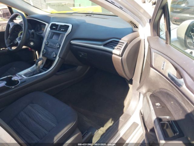 3FA6P0H75GR343989 Ford FUSION SE