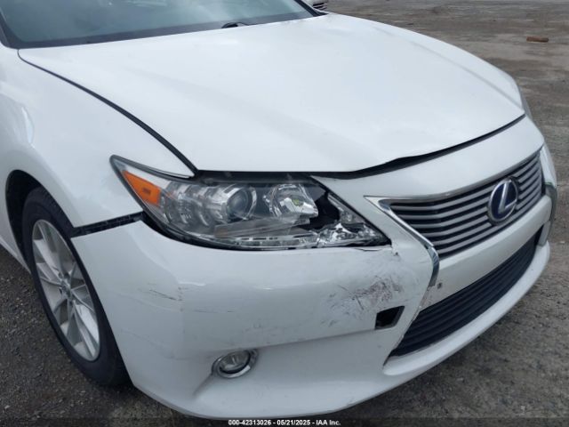 JTHBW1GG4E2043699 Lexus ES 300H