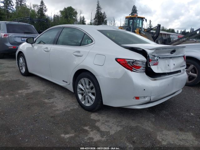 JTHBW1GG4E2043699 Lexus ES 300H
