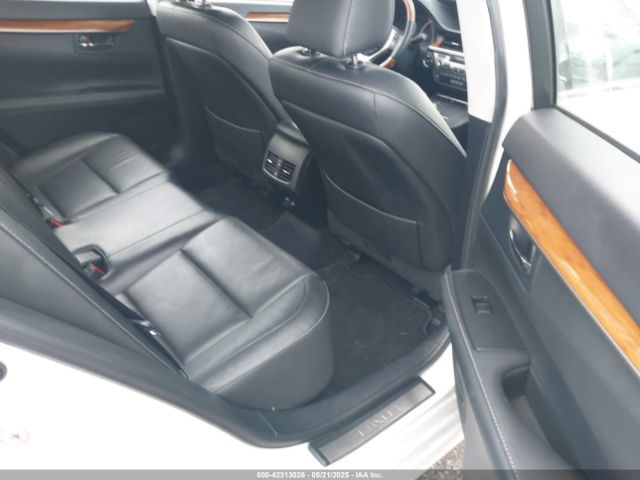 JTHBW1GG4E2043699 Lexus ES 300H