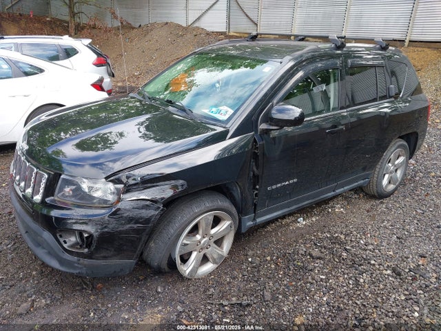 Jeep Compass Limited 2014 1C4NJDCB7ED810166 Image 2