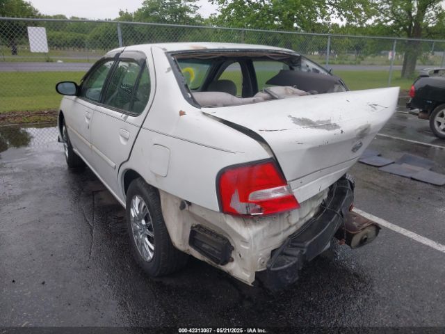 2001 NISSAN ALTIMA 1N4DL01D01C117464 Photo 2