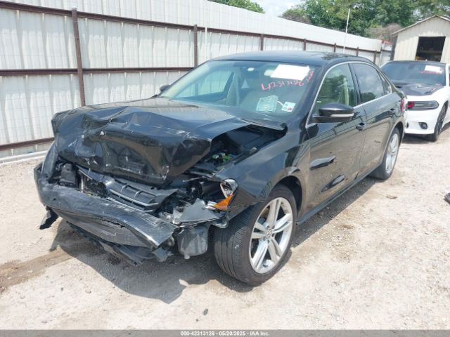 1VWBV7A33FC024325 Volkswagen Passat 2.0l Tdi Se
