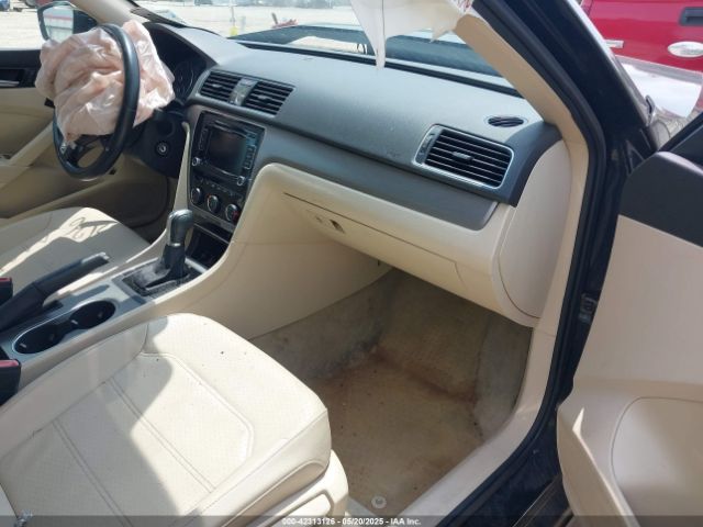 1VWBV7A33FC024325 Volkswagen Passat 2.0l Tdi Se