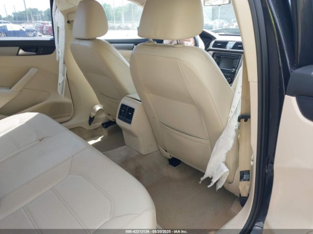 1VWBV7A33FC024325 Volkswagen Passat 2.0l Tdi Se