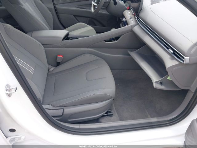 KMHLS4DG8SU921198 Hyundai Elantra Sel Convenience