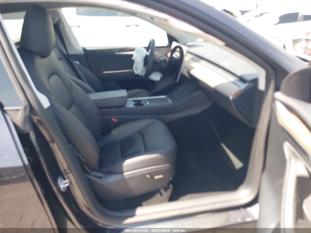 2024 TESLA MODEL Y 7SAYGDEE2RF165012 Photo 4