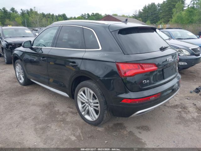 WA1BNAFY5J2204533 Audi Q5 2.0t Premium/2.0t Tech Premium