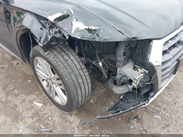 WA1BNAFY5J2204533 Audi Q5 2.0t Premium/2.0t Tech Premium
