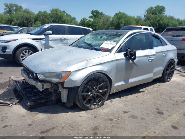 2015 AUDI A3 WAUACGFF0F1015646 Photo 1
