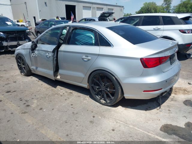 2015 AUDI A3 WAUACGFF0F1015646 Photo 2