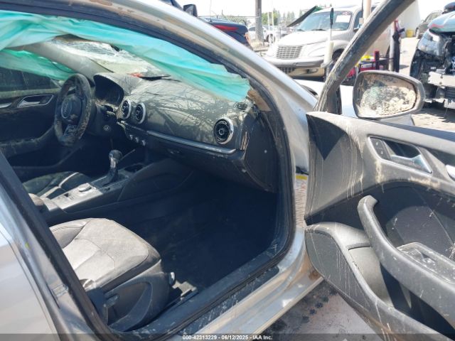 2015 AUDI A3 WAUACGFF0F1015646 Photo 4