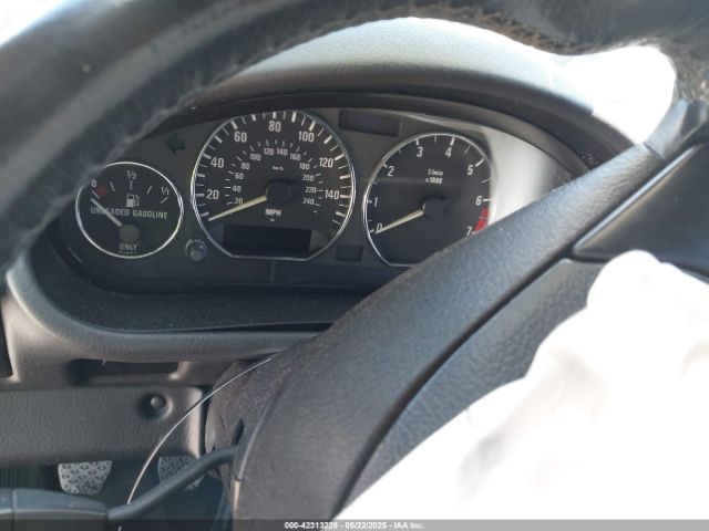 2002 BMW Z3 4USCN33412LK52494 Photo 6