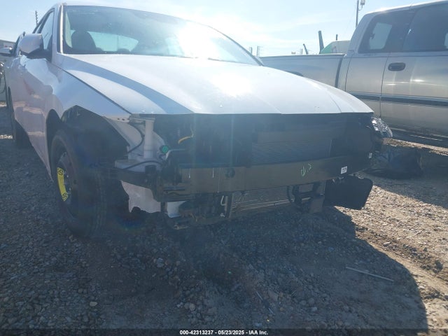 KMHLP4DGXSU959372 Hyundai Elantra Limited