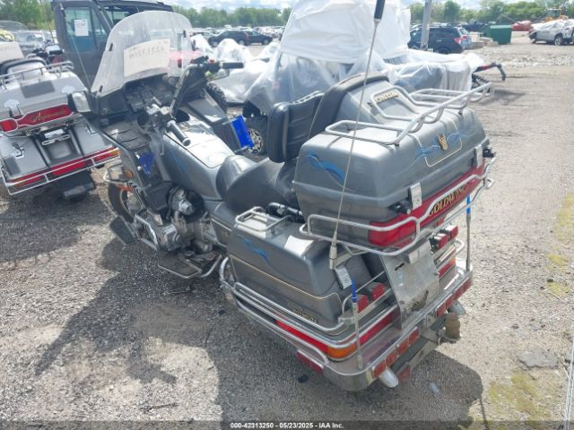 1984 HONDA GL1200 1HFSC141XEA031501 Photo 2