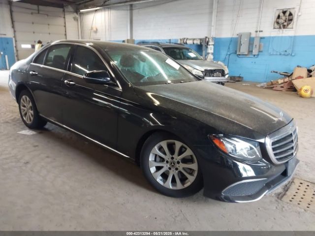 2019 MERCEDES-BENZ E 300 WDDZF4KB2KA577059