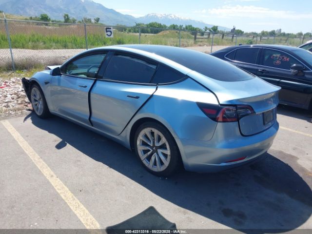 2022 TESLA MODEL 3 5YJ3E1EB5NF270106 Photo 2