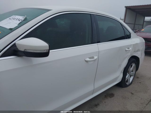 1VWAT7A33FC093663 Volkswagen Passat 1.8t Limited Edition