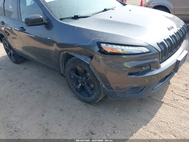 1C4PJLAB9HW623297 Jeep 2017