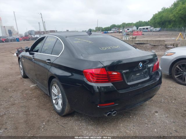 2015 BMW 528I WBA5A7C5XFD621439 Photo 2