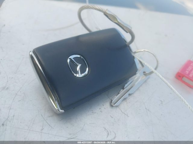 JM1BPAKM8S1752519 Mazda Mazda3 2.5 S Select Sport