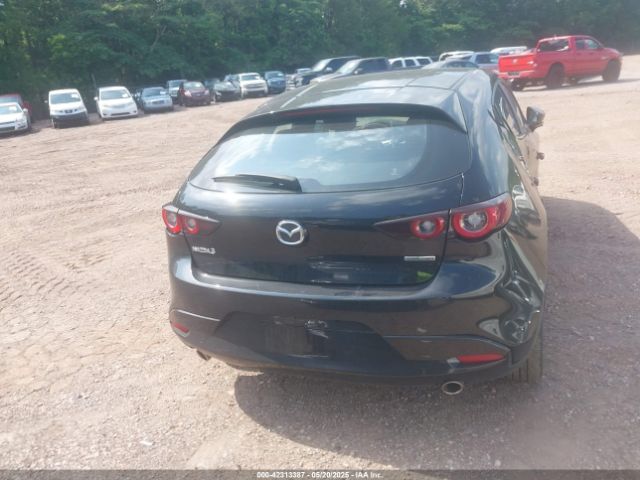 JM1BPAKM8S1752519 Mazda Mazda3 2.5 S Select Sport