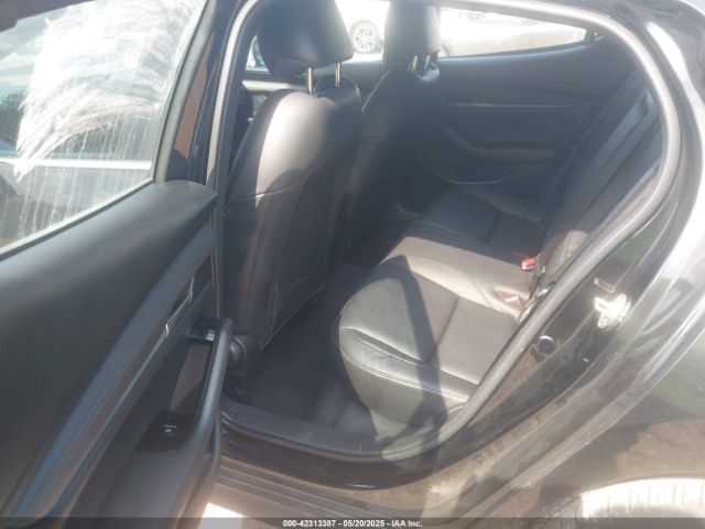 JM1BPAKM8S1752519 Mazda Mazda3 2.5 S Select Sport