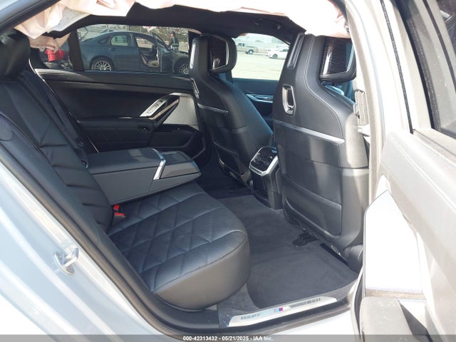 WBA23EH05SCU56625 BMW 740I