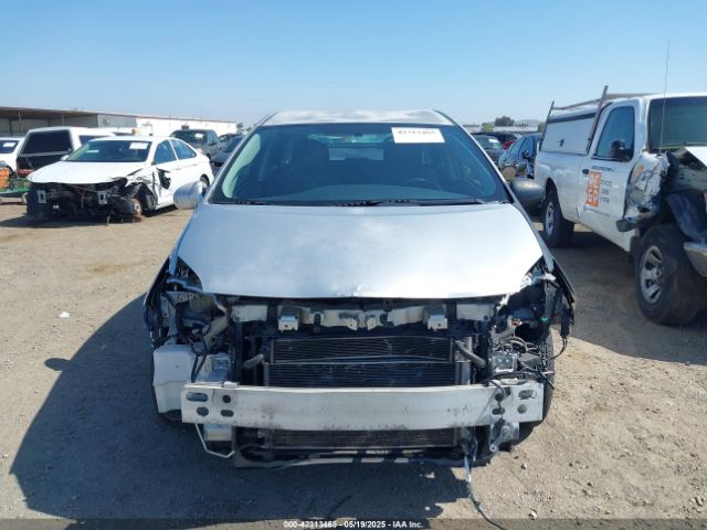 JTDKN3DU5E1759012 Toyota Prius Two