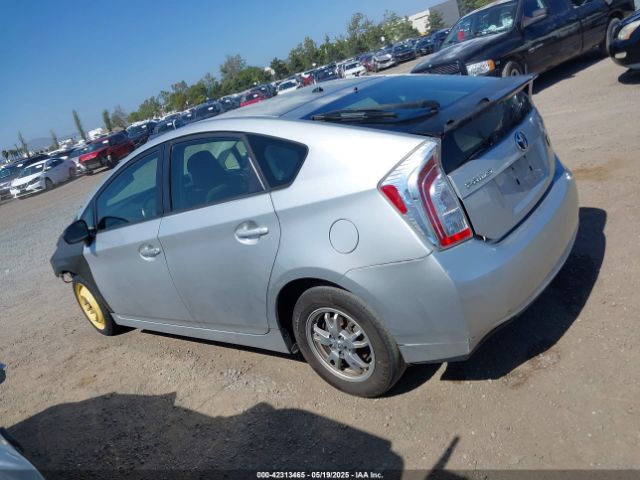 JTDKN3DU5E1759012 Toyota Prius Two