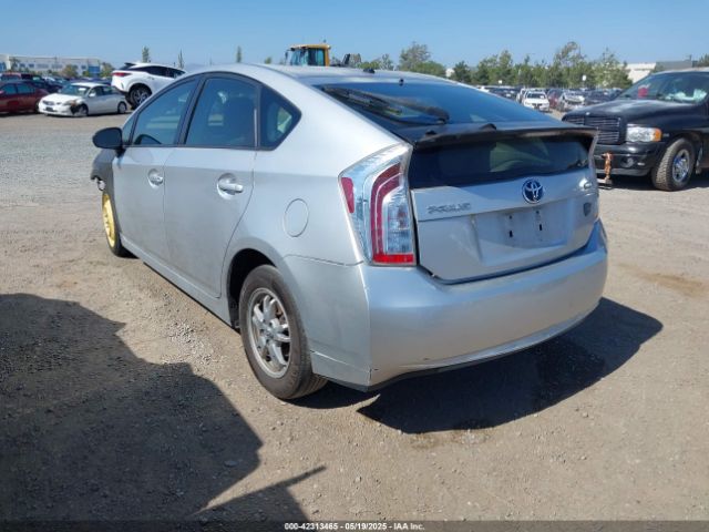 JTDKN3DU5E1759012 Toyota Prius Two