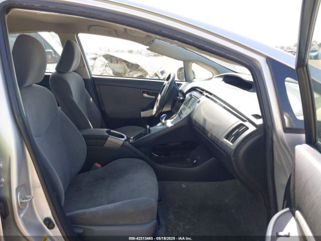 JTDKN3DU5E1759012 Toyota Prius Two