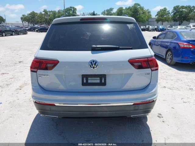 3VV3B7AX2JM018897 Volkswagen Tiguan 2.0t Se/2.0t Sel