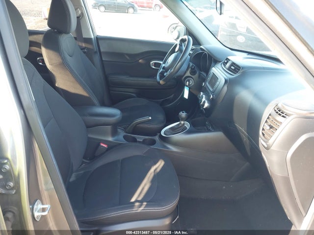 KNDJN2A25H7482484 KIA Soul