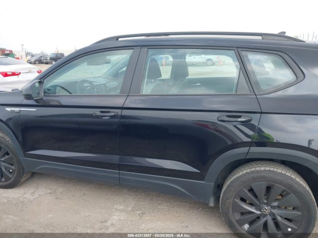 3VV5X7B23RM001812 Volkswagen Taos 1.5t S