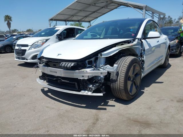 5YJ3E1EA6NF376605 Tesla 2022