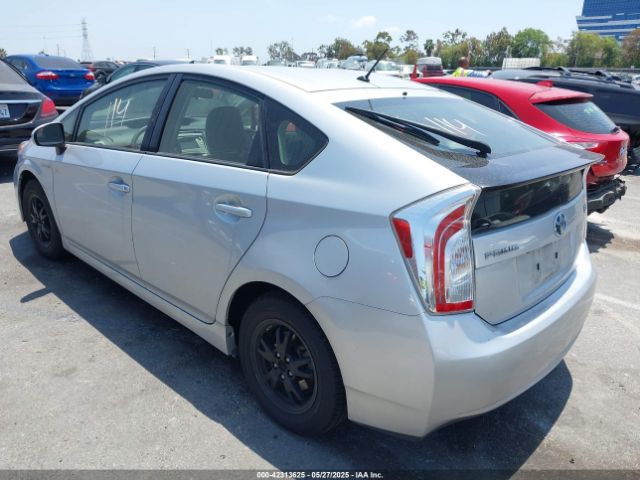 JTDKN3DU8F1891229 Toyota Prius Two