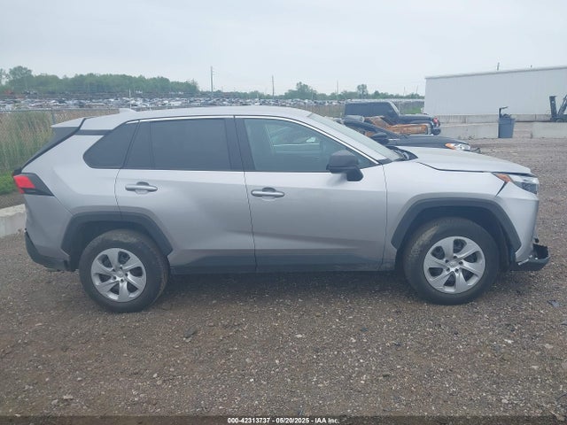 Toyota RAV4 LE 2024 2T3F1RFVXRC458850 Image 13